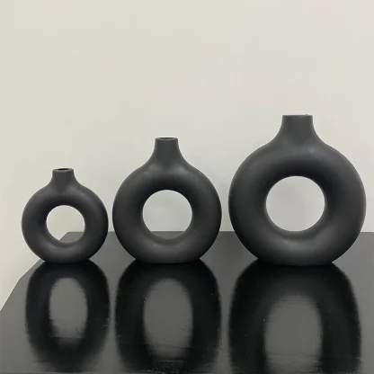 Modern Round Donut Shape Flower Vase - Image 7