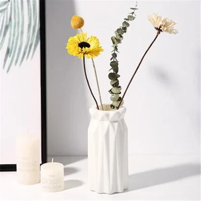 Geometric Flower Vase for Centerpiece Arrangement - Image 10