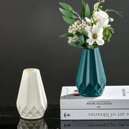 Geometric Carving Modern Flower Vase - Image 2